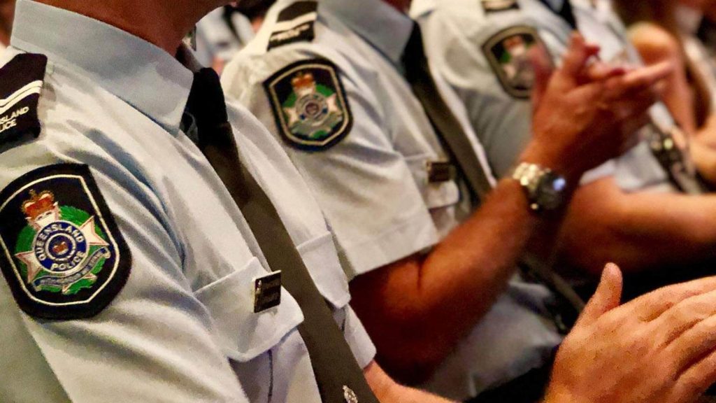 Two Queensland police officers detained in drug trafficking operation
