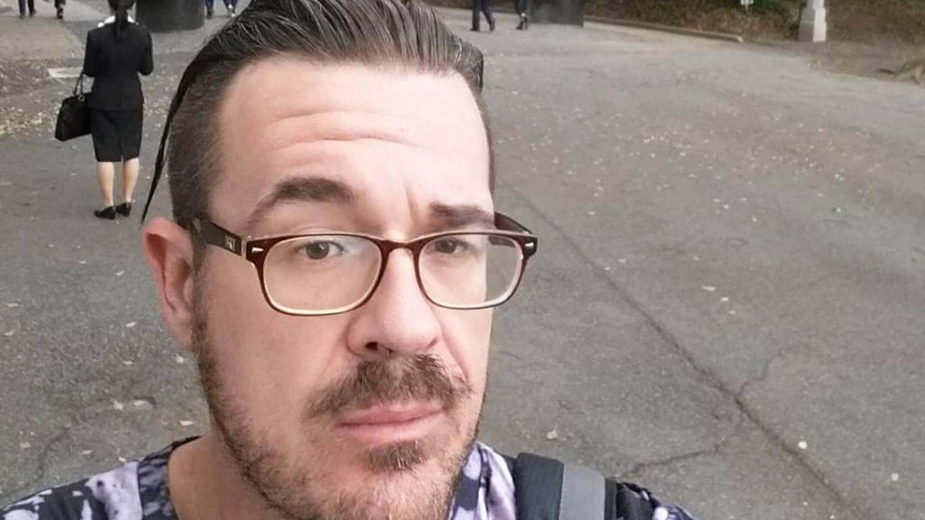 Hospital worker allegedly swapped patients’ painkillers with saline